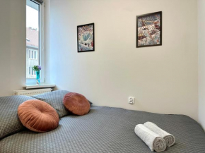 MMRent Pirate Room
